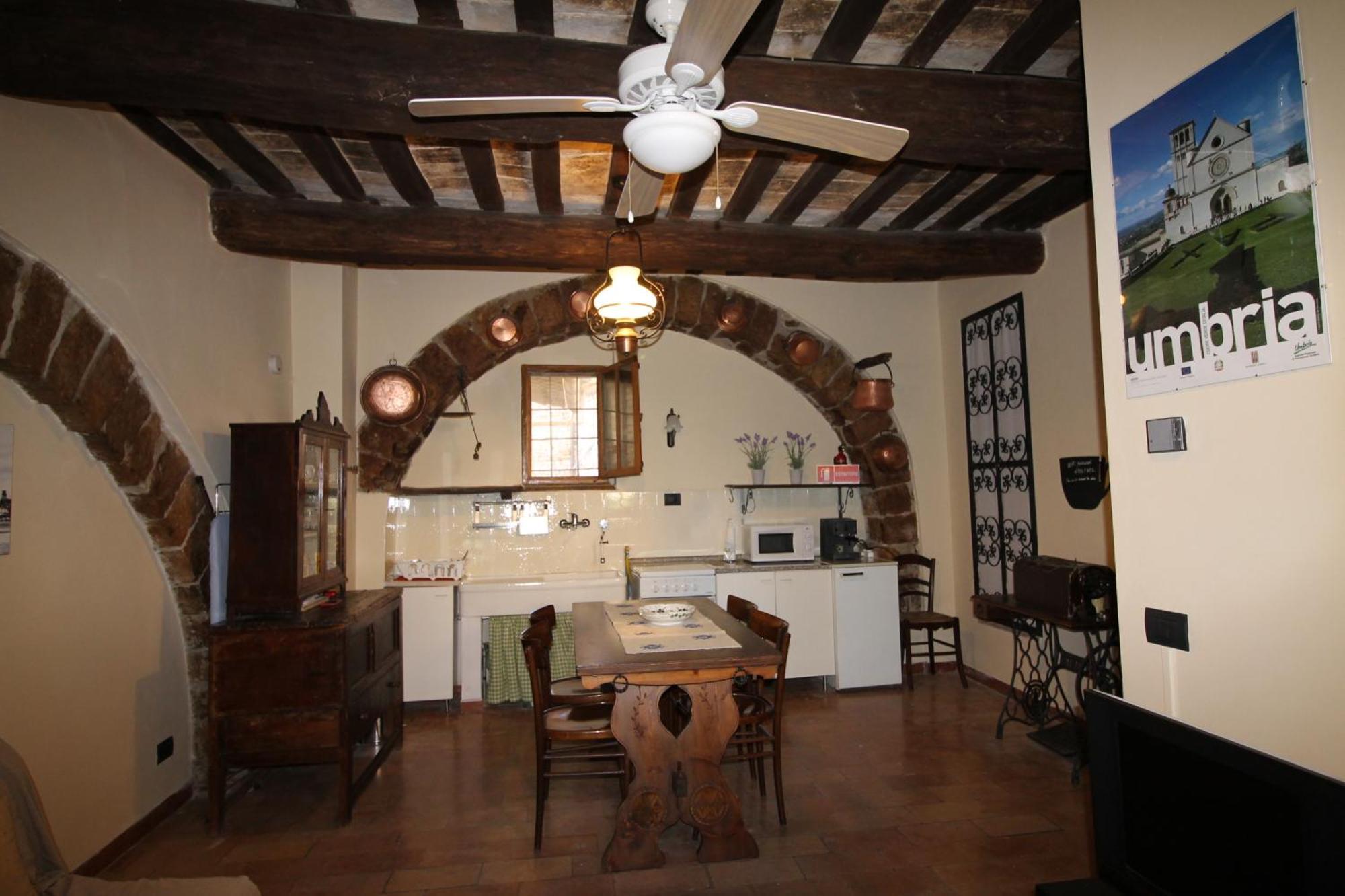 Ferienwohnung Nonna Flo Assisi Exterior foto